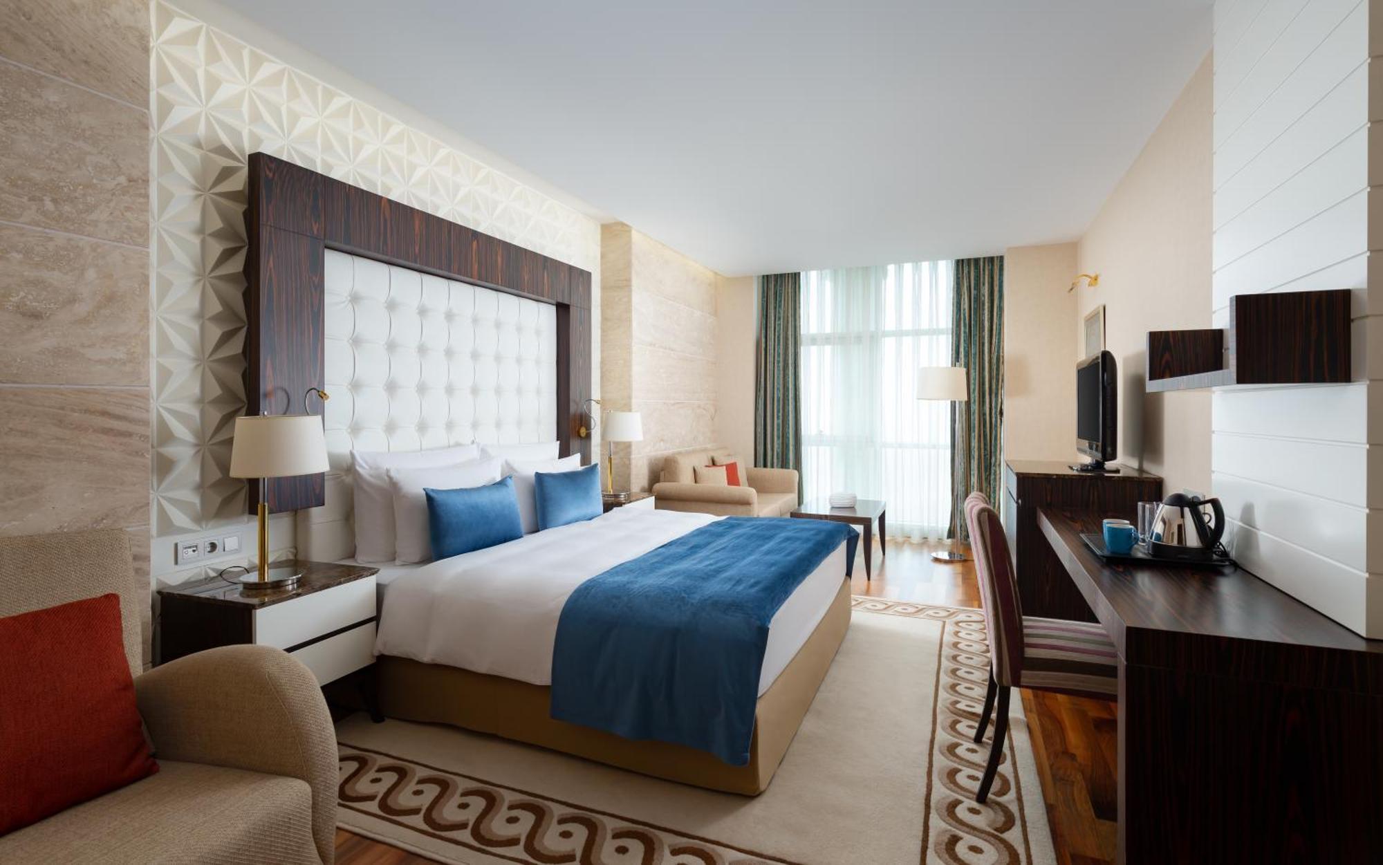 Badamdar And Residences Hotel 4*