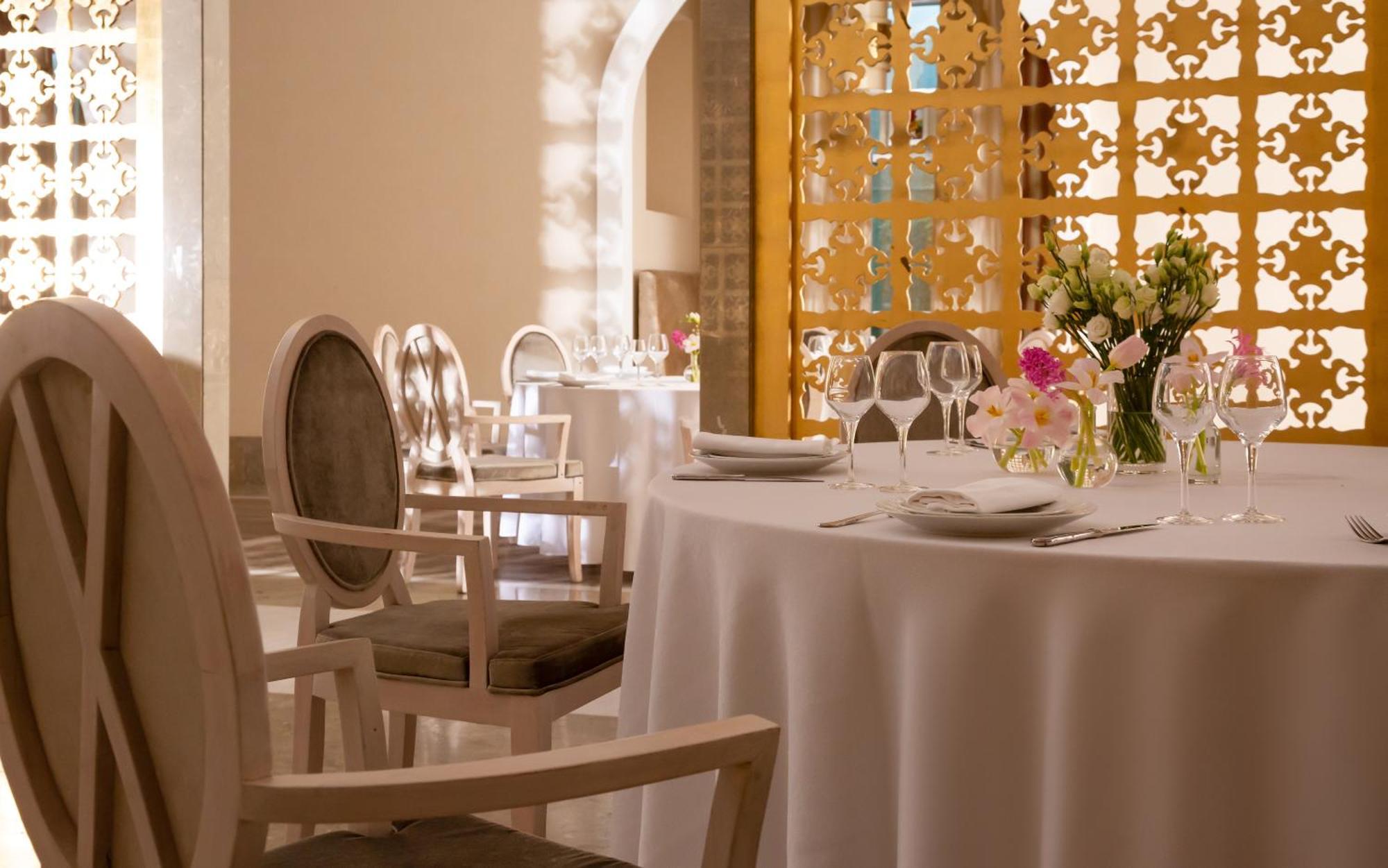 Badamdar And Residences 4*