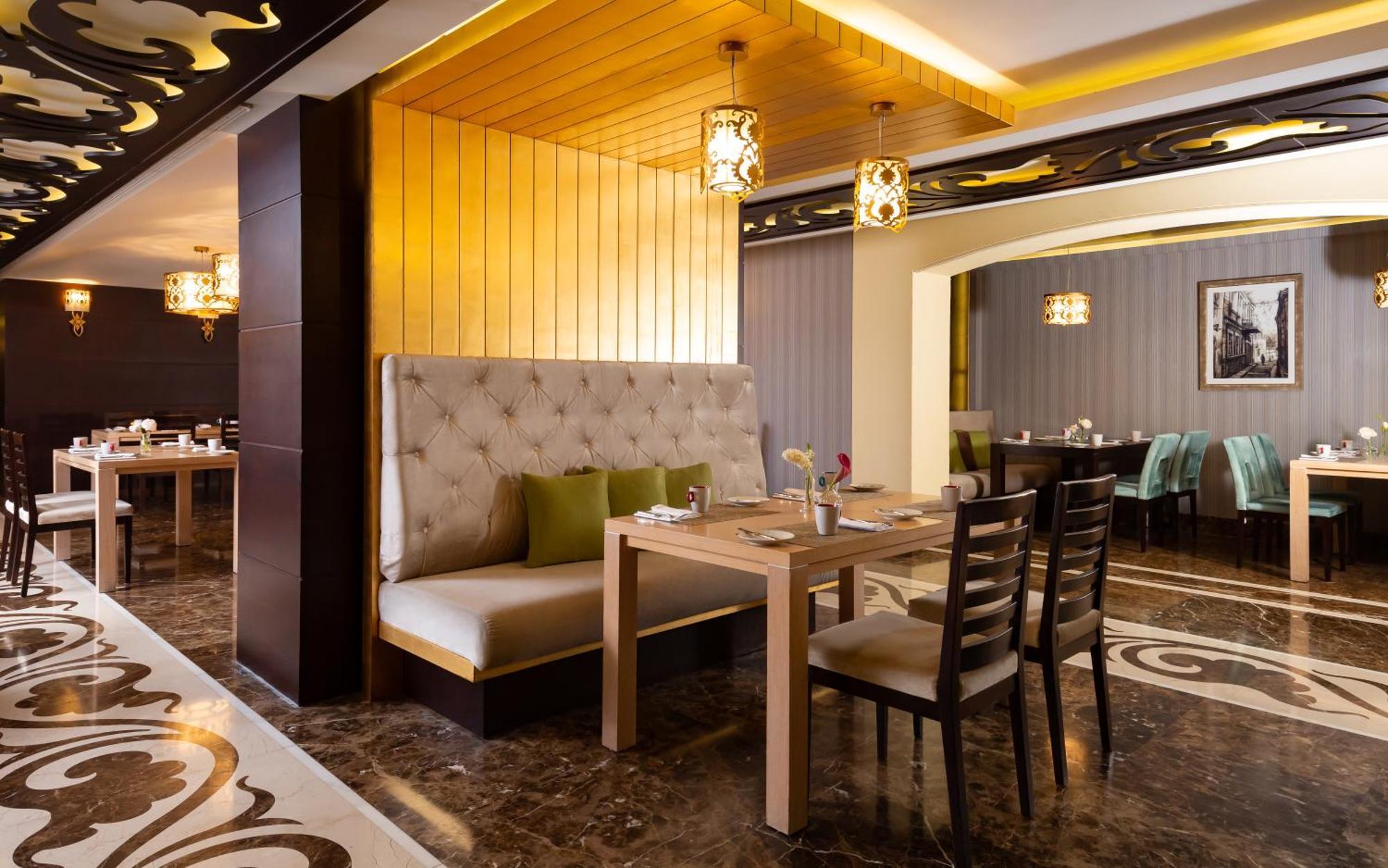 Hotel Badamdar And Residences 4*