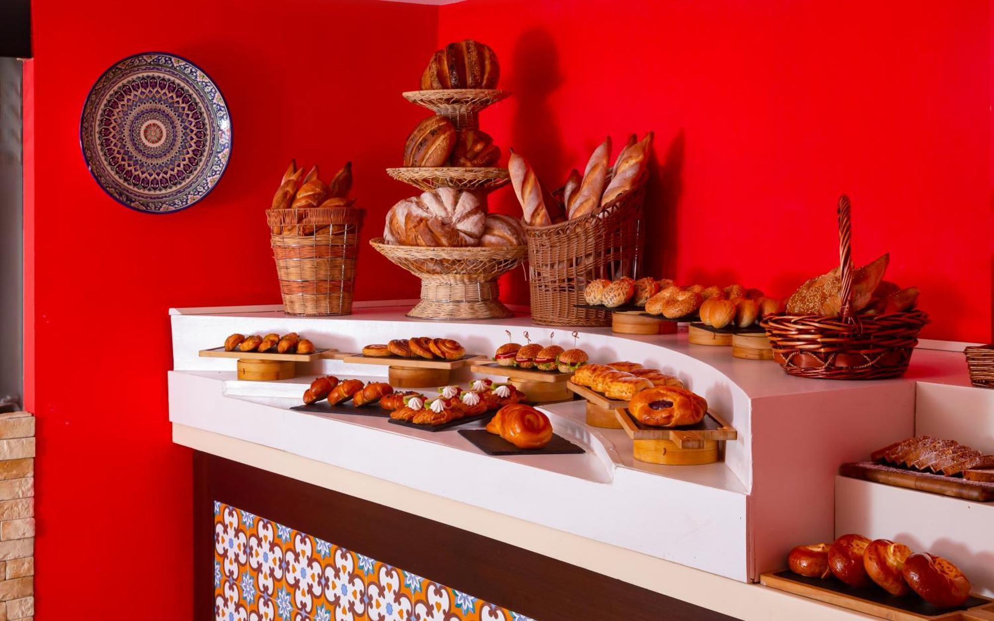 Hotel Badamdar And Residences Baku