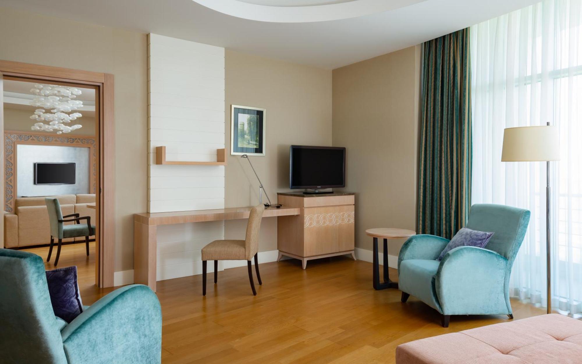 Badamdar And Residences 4*