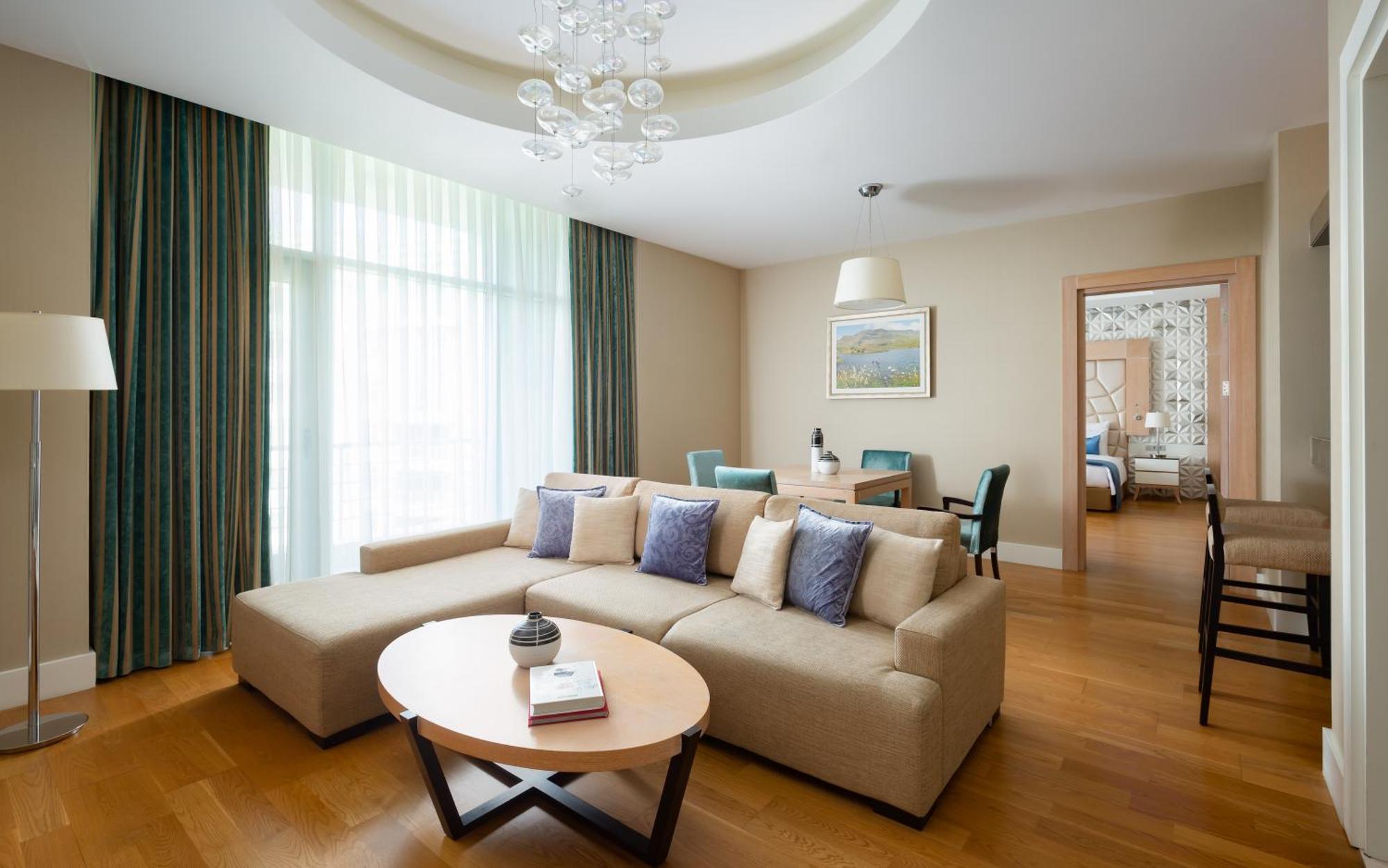 Badamdar And Residences 4* Baku